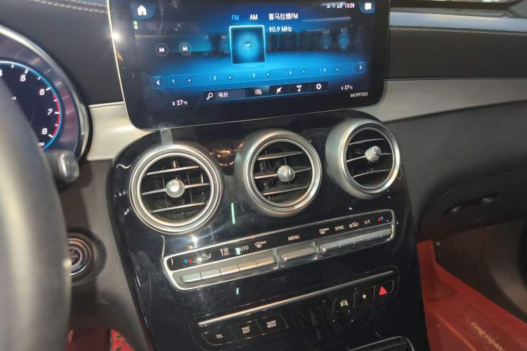 Used Mercedes-Benz GLC 2020 Facelifted GLC 260 L 4MATIC Dynamic Edition
