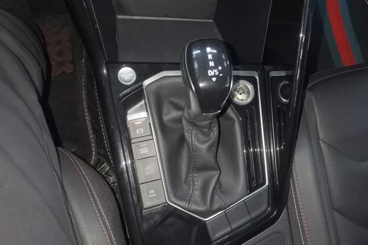 Used Volkswagen Tayron 2019 330TSI Two-Wheel Drive Luxury Model China VI Standard
