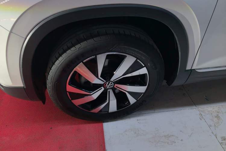 Used Volkswagen Tayron 2021 330TSI Two-Wheel-Drive 3rd Anniversary Limited Edition
