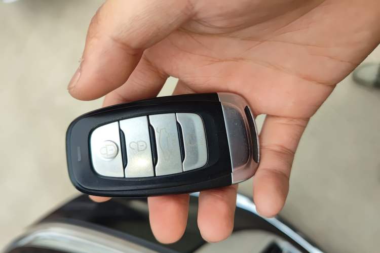 Used Hongqi H9 2020 2.0T Smart Connect Flagship Edition
