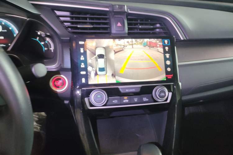 Used Honda Civic 2016 220TURBO CVT Prestige Edition
