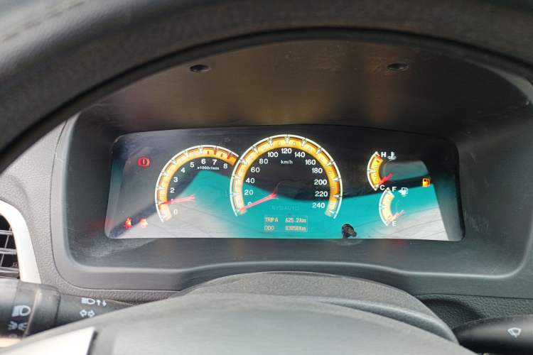 Used BYD F3 2015 Energy-Saving Edition 1.5L Manual Luxury Model