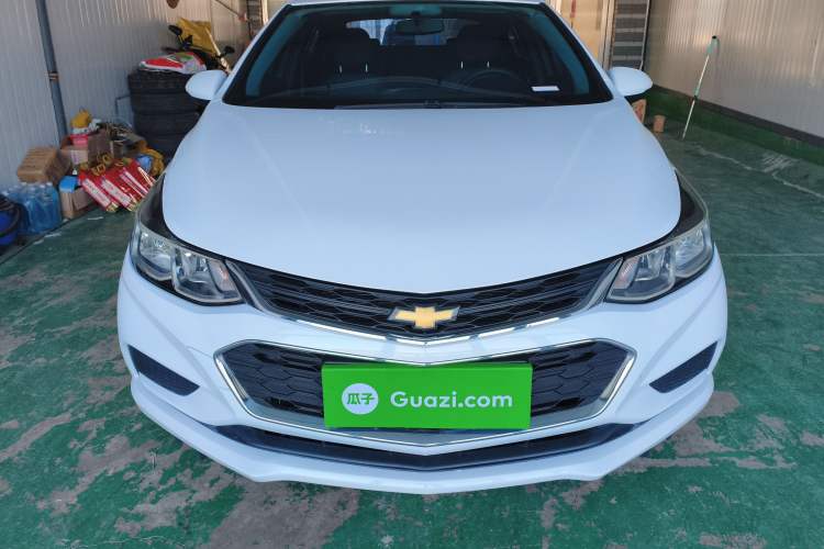 Used Chevrolet Cruze 2017 1.5L Automatic Pioneer Sunroof Edition
