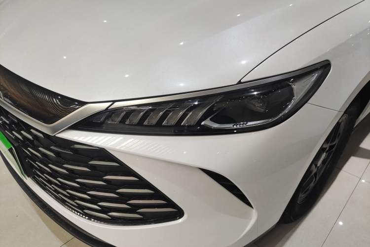 Used BYD Qin PLUS 2025 DM-i Smart Drive 55KM Leading Model
