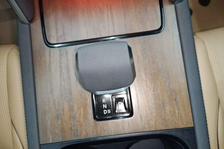 Used Land Rover Discovery Sport 2024 Performance Tech Edition