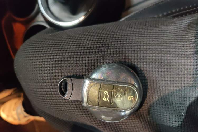 Used  MINI 2018 1.5T COOPER CABRIO Artist
