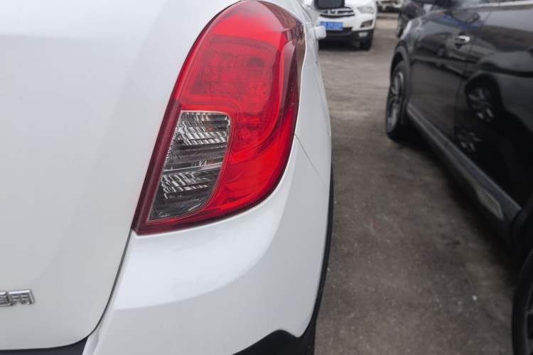 Used Buick Encore 2014 1.4T Manual Two-Wheel Drive Urban Advanced Model
