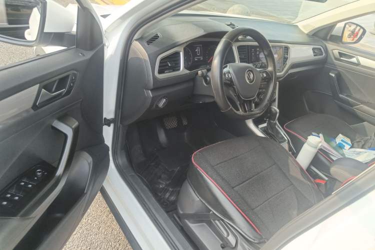 Used Volkswagen T-ROC 2021 Revised Version 280TSI DSG Two-Wheel Drive Elite Connect Edition
