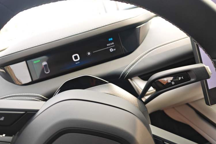 Used  SU7 2024 Rear-Drive Ultra-Long Range Advanced Pro-Level Intelligent Driving Version