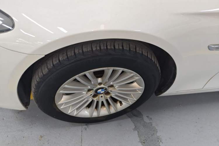 Used BMW 5 Series 2014 525Li Leading Model