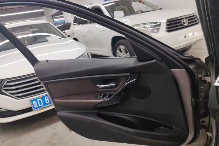 Used BMW 3 Series 2018 320Li Fashion Model
