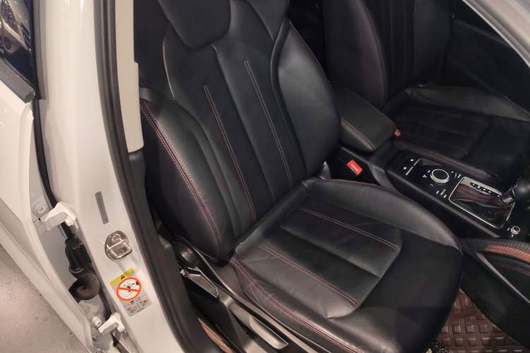 Used Audi Q2L 2022 35 TFSI Progressive Dynamic Edition
