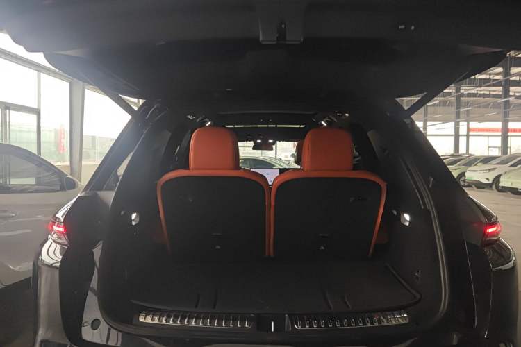 Used Li Auto L8 2023 Air model