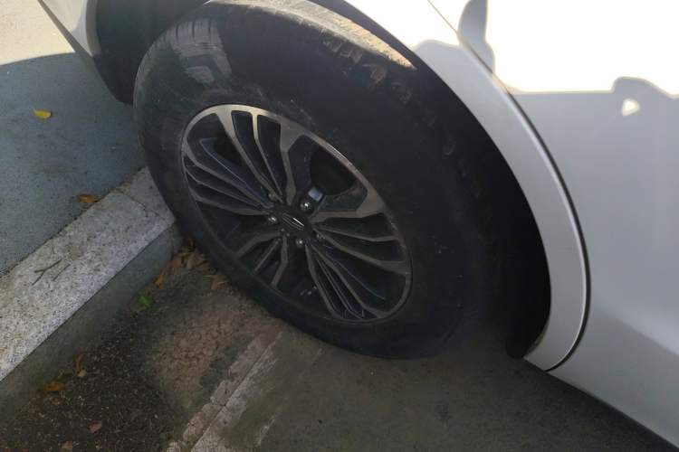 Used Geely Auto Vision X6 2016 1.3T CVT Flagship Model