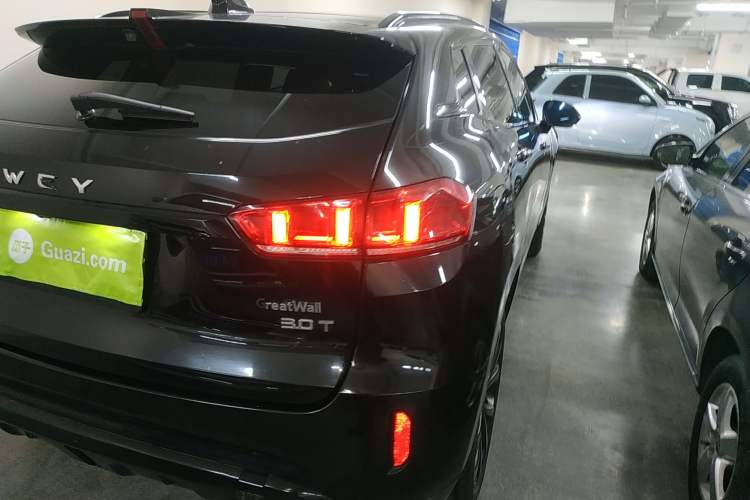 Used Wey VV7 2017 2.0T Ultra-Luxury Version
