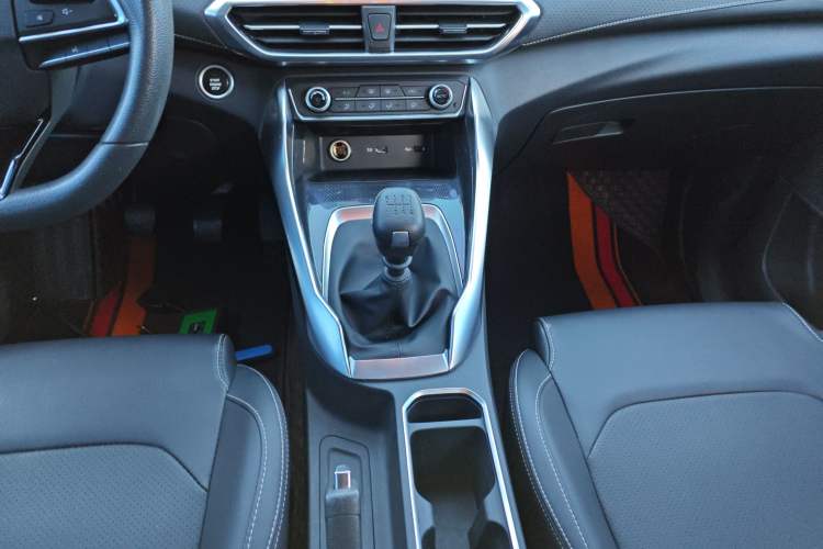 Used SAIC MAXUS G50 2022 1.5T Manual Comfort B
