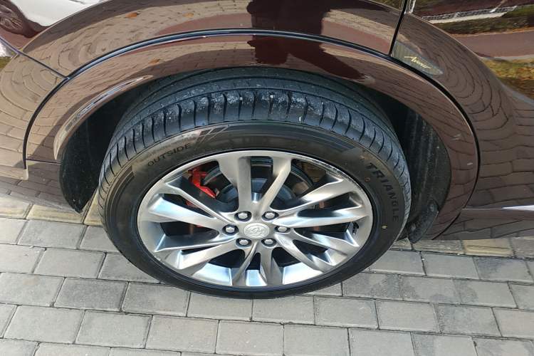 Used Buick Enclave 2020 28T All-Wheel Drive Avenir
