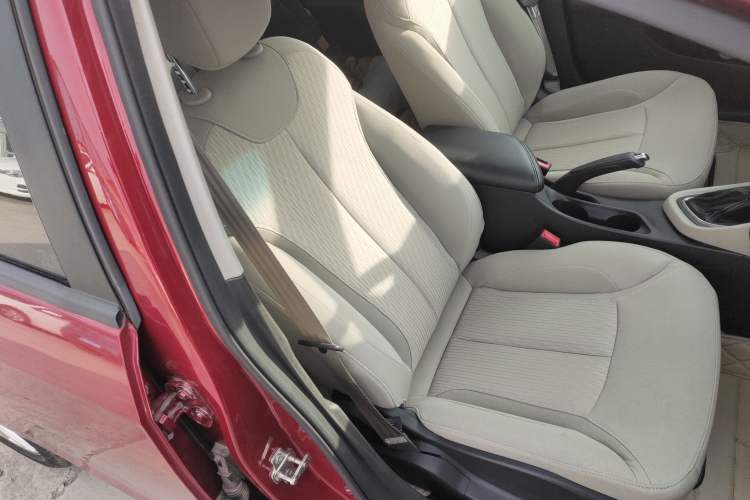 Used Buick GT 2015 15N Automatic Elite Version
