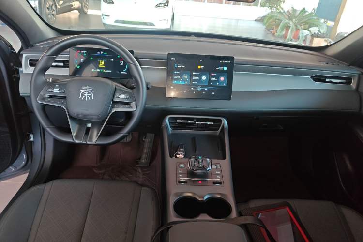 Used BYD Qin PLUS 2025 DM-i Smart Drive 55KM Leading Model
