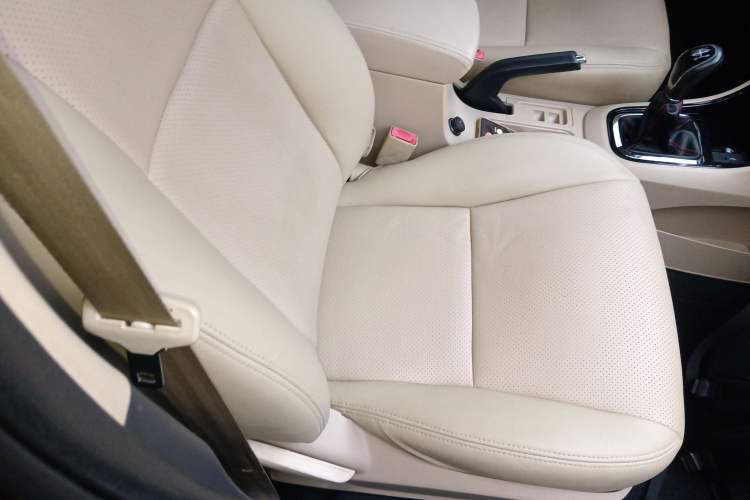 Used Chery E3 2015 1.5L Manual Fashion Model
