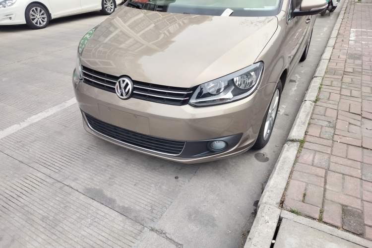 Used Volkswagen Touran 2015 1.4T Manual Comfort Edition 5-Seater