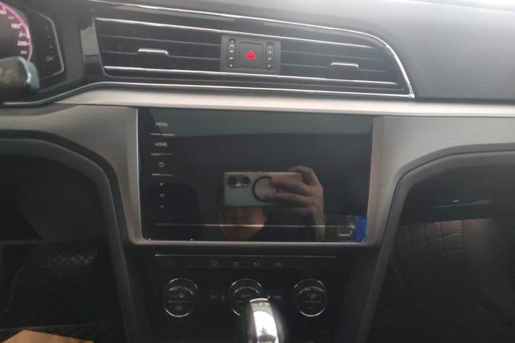 Used Volkswagen Lamando 2019 280TSI DSG Comfort Edition China VI standard
