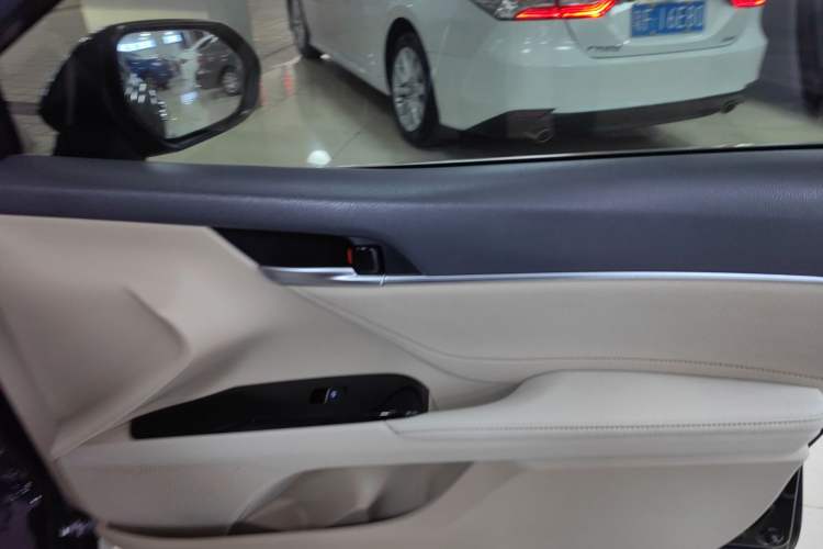 Used Toyota Camry 2019 2.0G Luxury Edition China VI Standard
