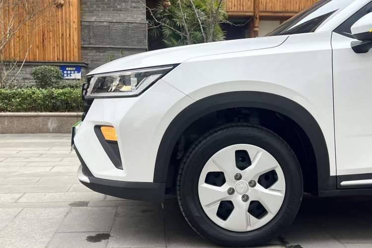 Used Wuling Alvez 2022 1.5L Manual Free-Style Model