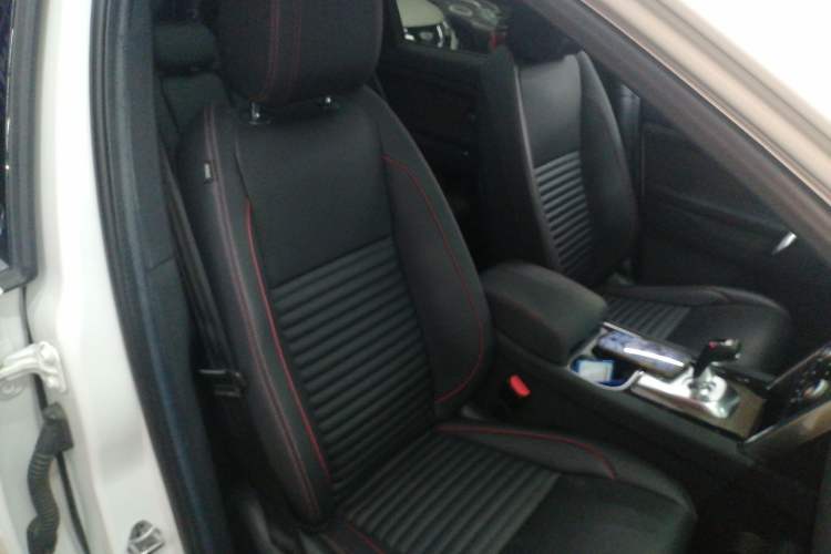 Used Land Rover Discovery Sport 2021 249 PS R-Dynamic S Performance Edition
