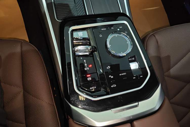 Used BMW 7 Series 2023 735Li M Sport Package