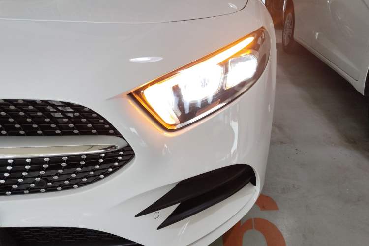 Used Mercedes-Benz A-Class 2022 Restyled A 200 L Sport Sedan Fashion Version
