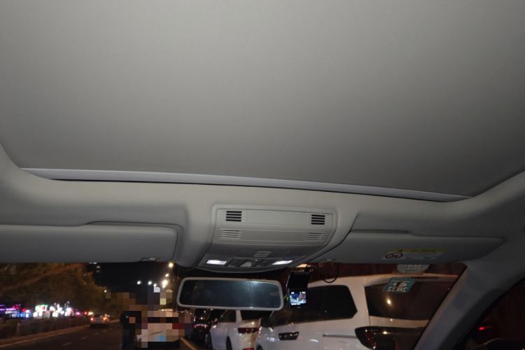 Used Volkswagen T-ROC 2019 230TSI DSG Two-Wheel-Drive Advanced Version China VI Standard
