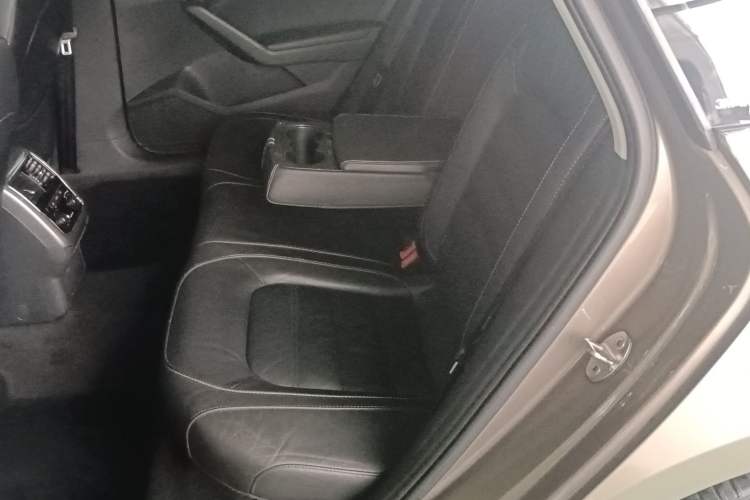 Used Volkswagen Passat 2016 330TSI DSG Luxury Edition
