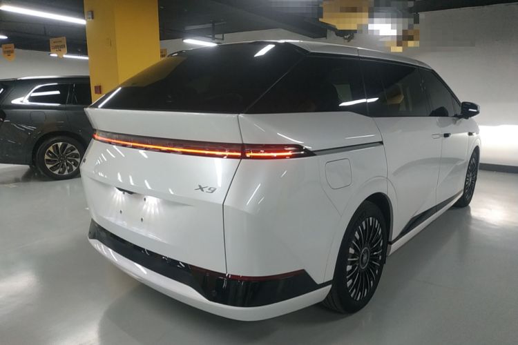 Used XPeng X9 2025 740 Ultra-Long Range Max