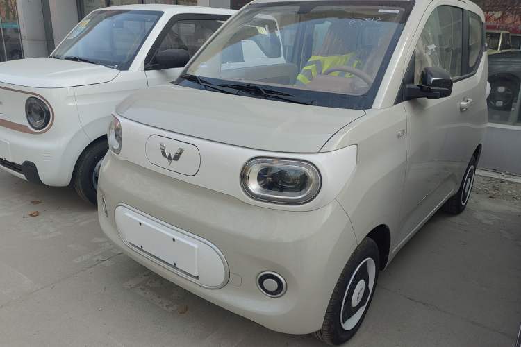 Used Wuling Hongguang MINIEV 2024 3rd Generation 215km Youth Edition