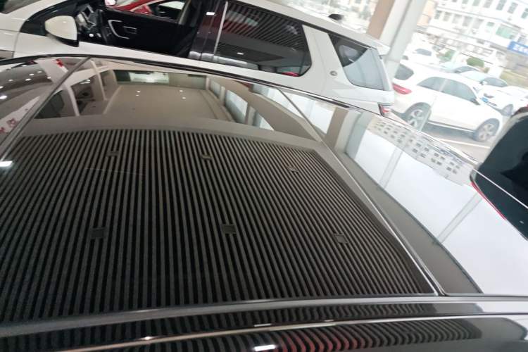 Used Toyota Camry 2019 Revised Version Dual-Engine 2.5 HG Luxury Edition
