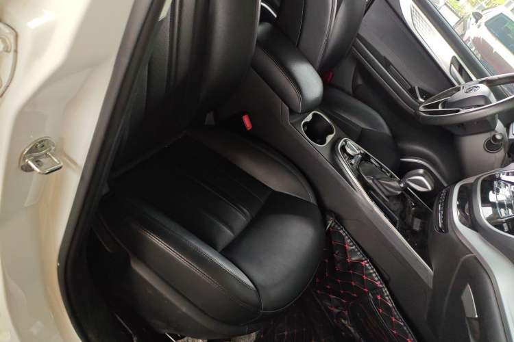 Used Soueast DX7 2019 1.5T Automatic Smart Connect Flagship Edition China VI Standard