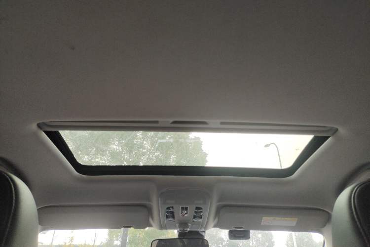 Used Haval H2 2017 Blue Label 1.5T Manual Two-Wheel Drive Luxury Model
