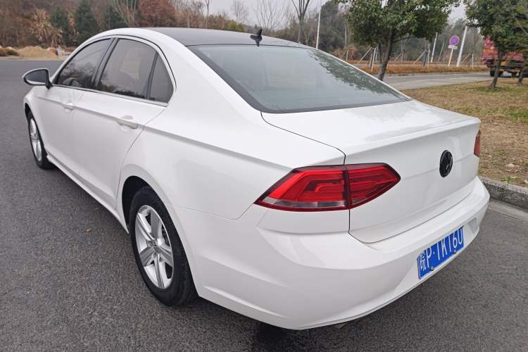 Used Volkswagen Lamando 2015 230TSI DSG Fashion Edition