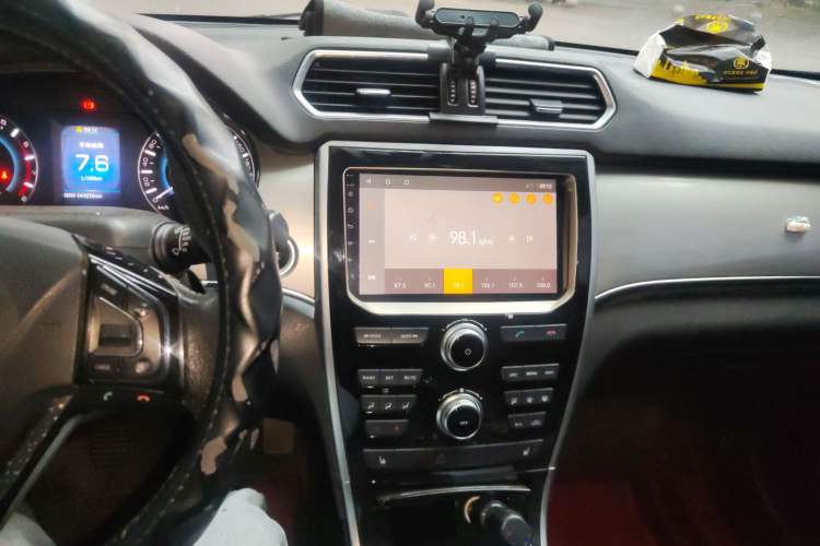 Used Haval H2 2014 1.5T Manual Two-Wheel Drive Elite Edition