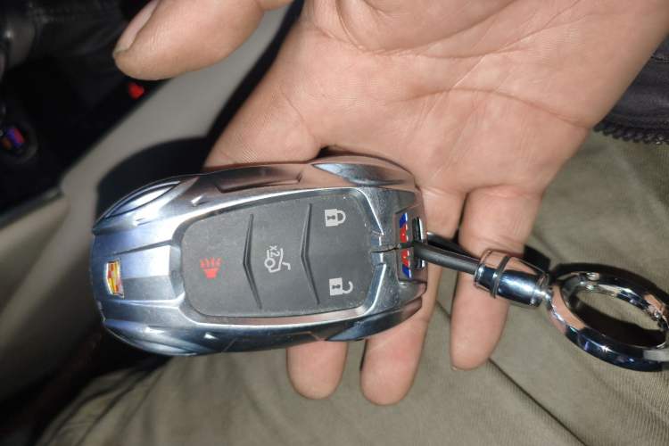 Used Cadillac XTS 2015 28T Comfort Model
