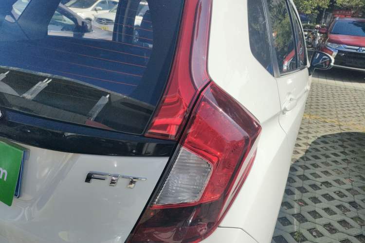 Used Honda Fit 2018 1.5L CVT Comfort Version
