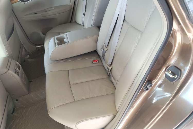 Used Nissan Sylphy 2014 1.6XV CVT Deluxe Edition
