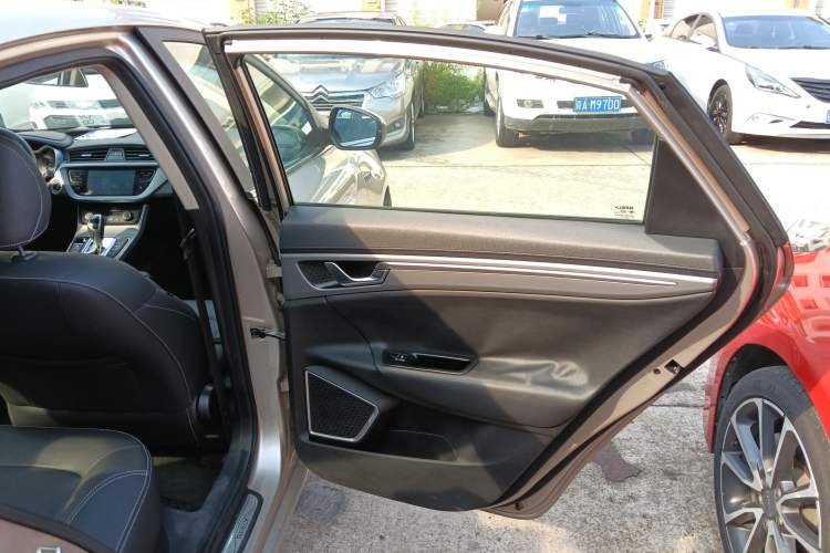 Used Geely Auto Emgrand GL 2018 1.4T DCT Elite Smart Connectivity Version
