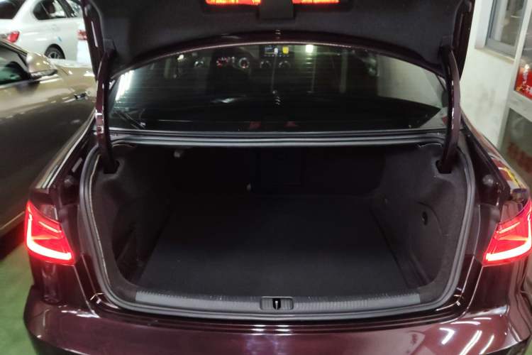 Used Audi A3 2014 Limousine 35 TFSI Automatic Comfort Model