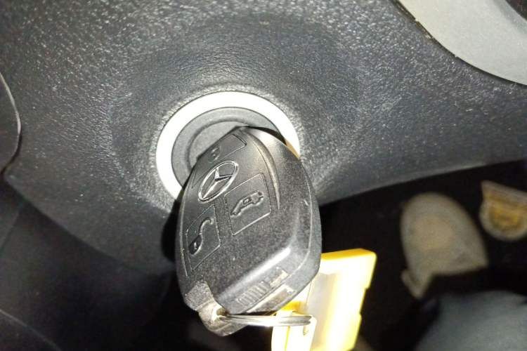 Used Mercedes-Benz Vito 2021 2.0T Elite Version 7 Seats
