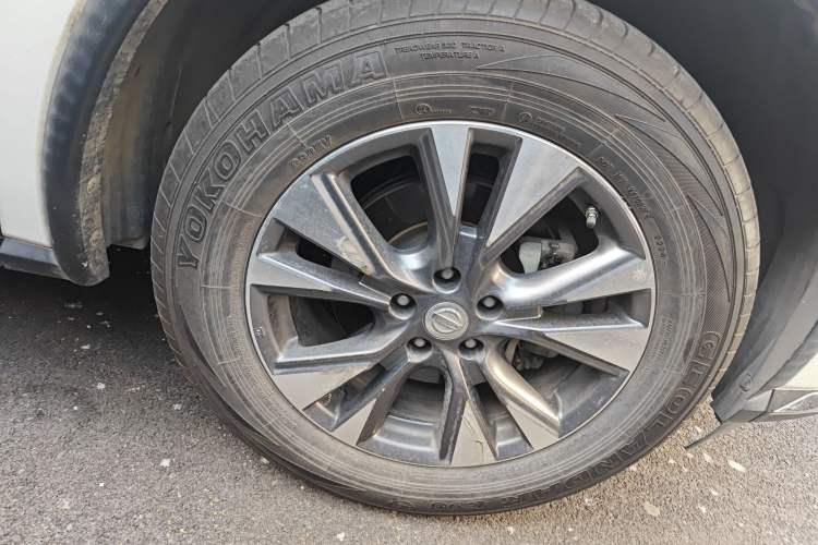 Used Nissan Murano 2015 2.5L XL Two-Wheel Drive Smart Edition