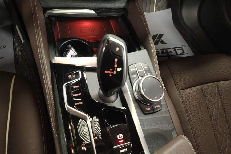 Used BMW 5 Series 2023 530Li Leading Model M Sport Package