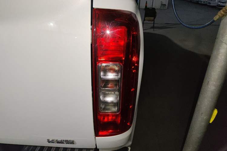 Used Great Wall Poer 2021 2.0T Commercial Version Automatic Diesel 4x4 Elite Long-Box GW4D20M
