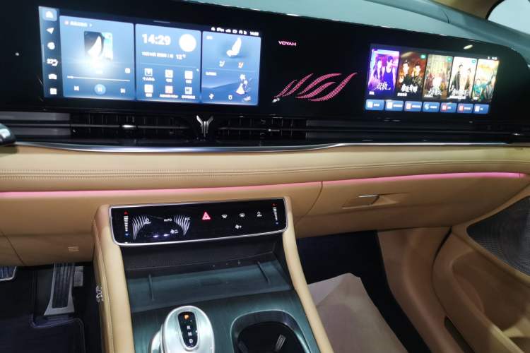 Used VOYAH Dream 2022 Low-Carbon Edition Dream+ Smart Enjoyment Package
